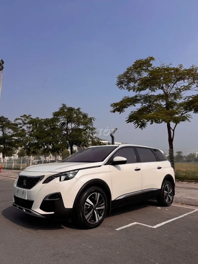 Peugeot 5008 2018 photo 2