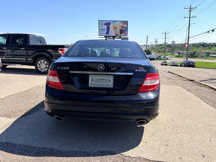 Mercedes-Benz C-Class 2010 photo 5