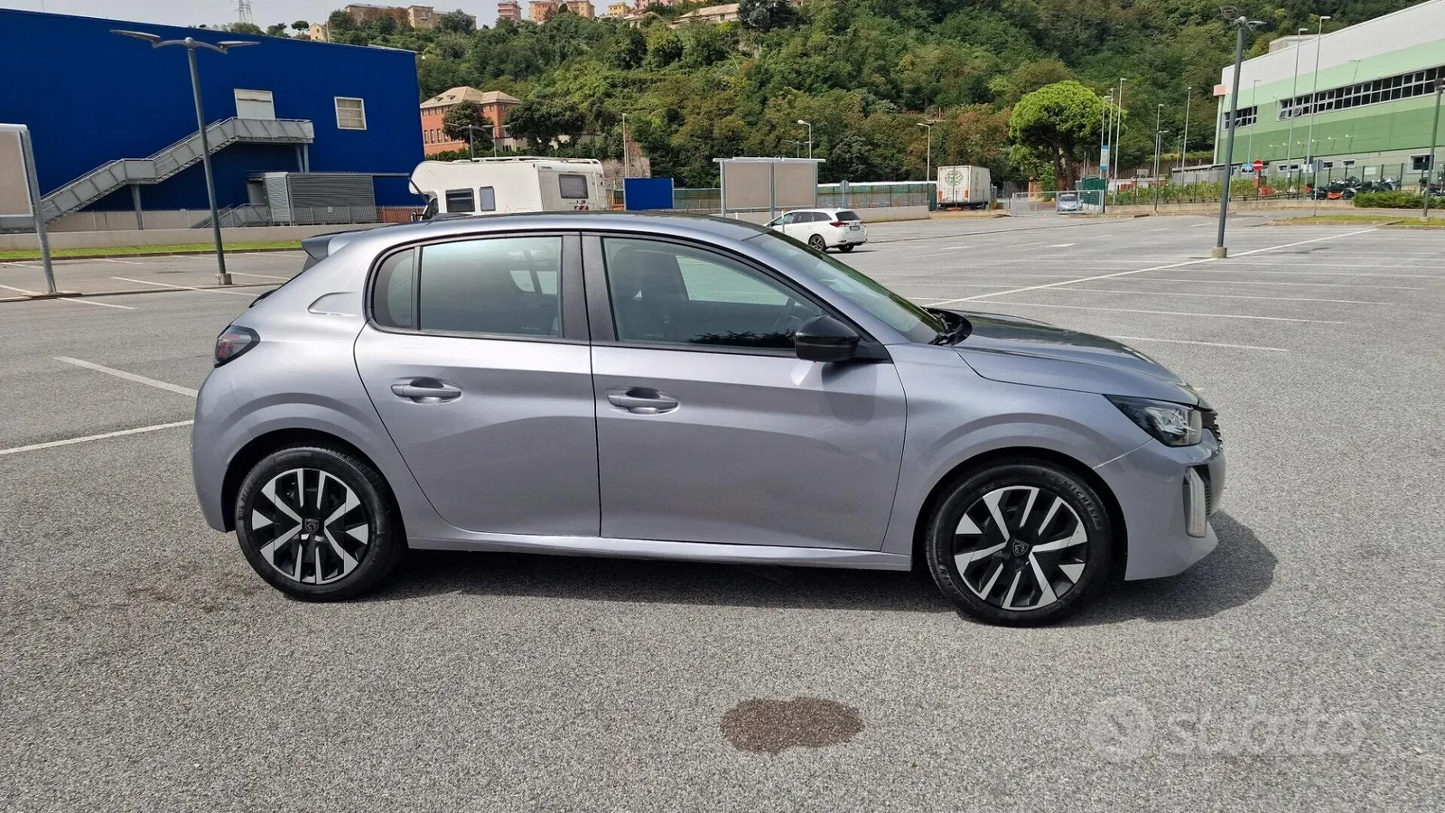 Peugeot 208 2024 photo 4
