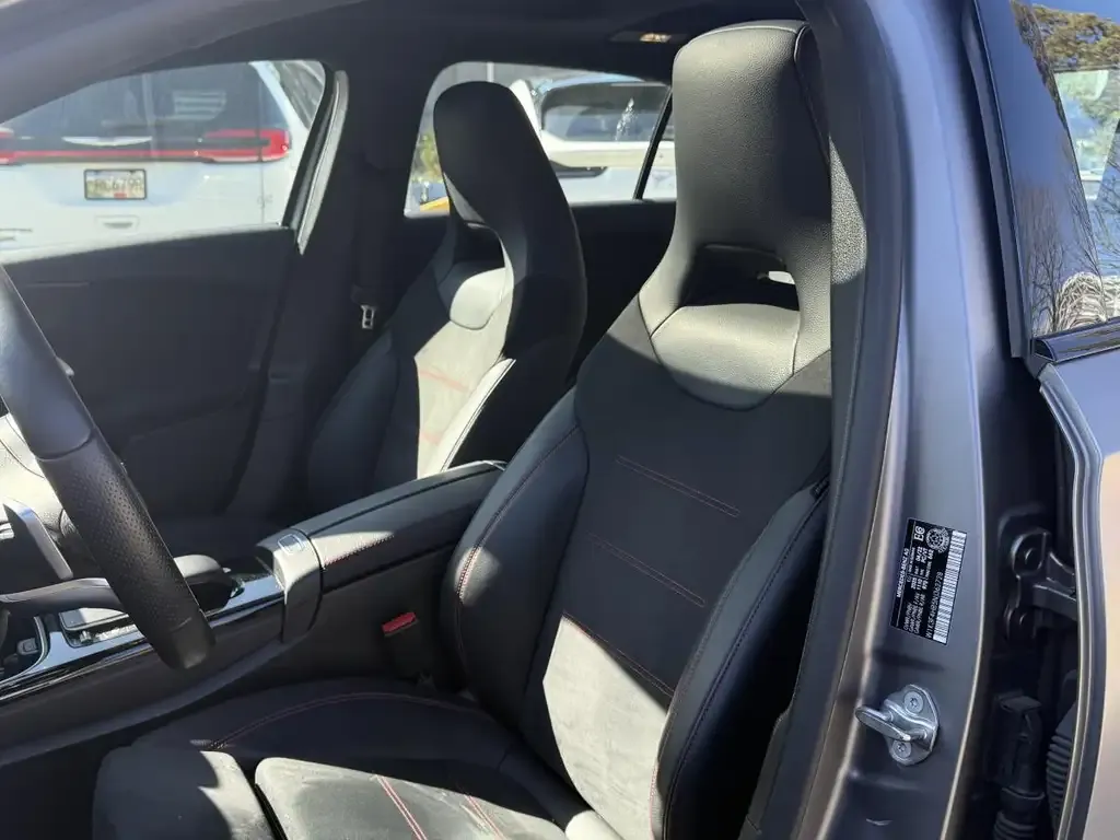 Mercedes-Benz A-Class 2022 photo 5