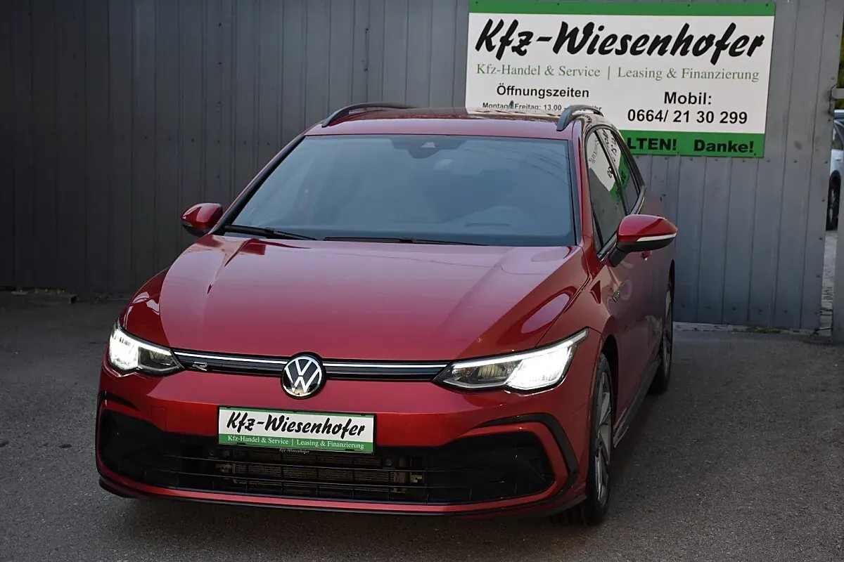Volkswagen Golf 2023 photo 2