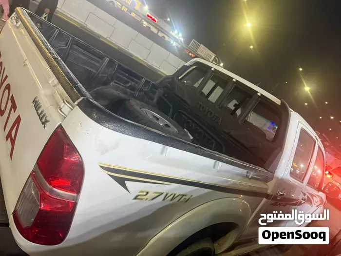 Toyota Hilux 2013 photo 2