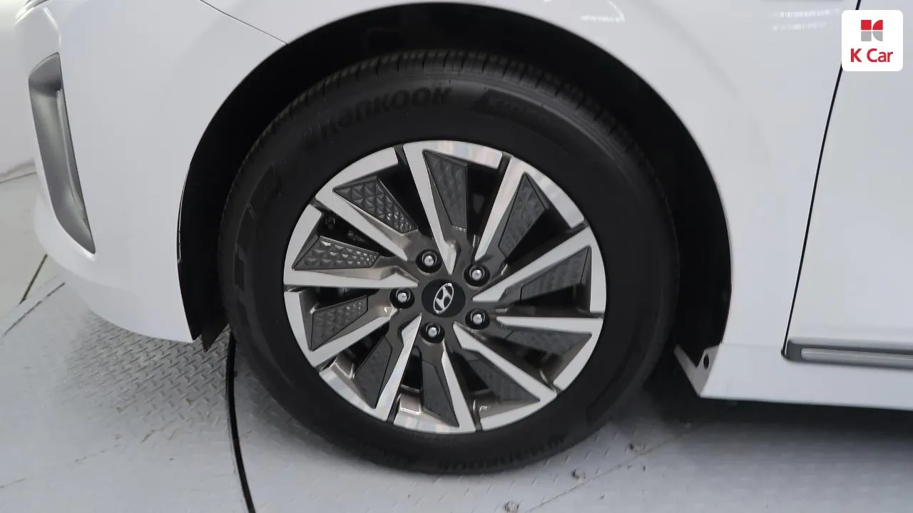 Hyundai Ioniq 2020 photo 5
