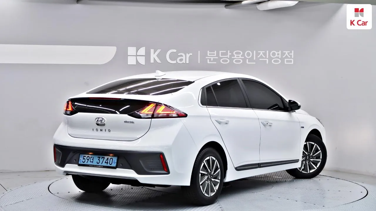 Hyundai Ioniq 2020 photo 2