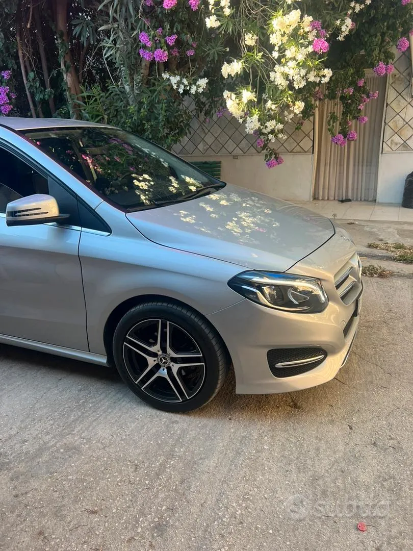 Mercedes-Benz B 2016 photo 3