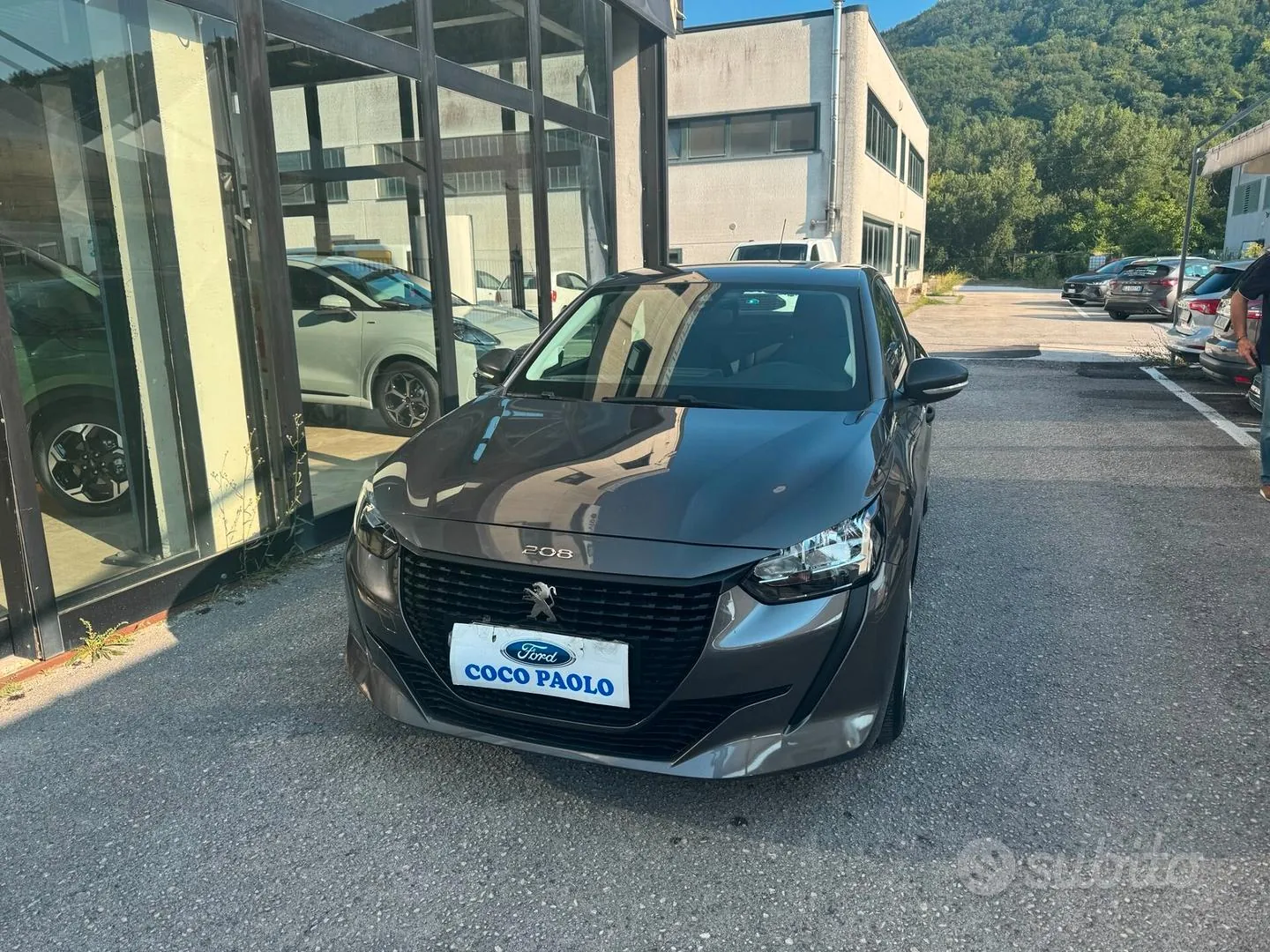 Peugeot 208 2022 photo 2