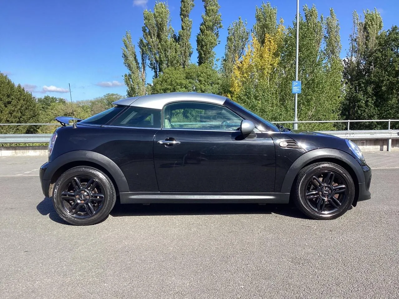 Mini Coupe 2012 photo 3