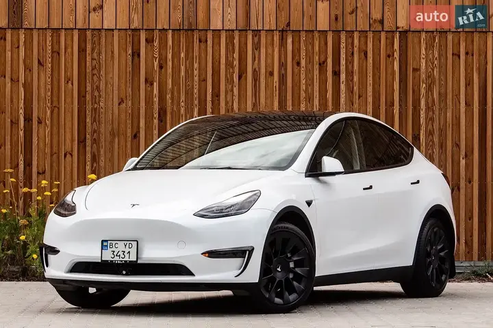 Tesla Model Y 2024 photo 5