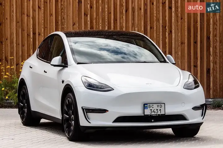 Tesla Model Y