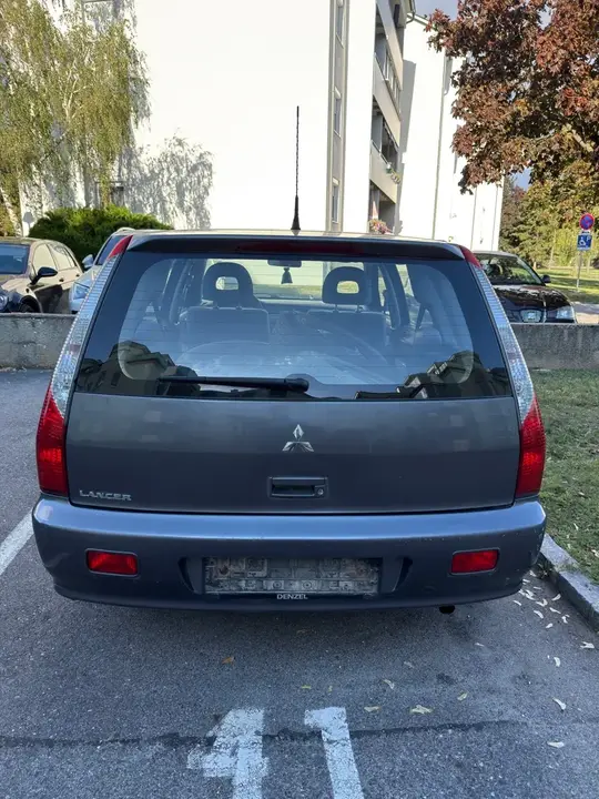 Mitsubishi Lancer 2006 photo 2