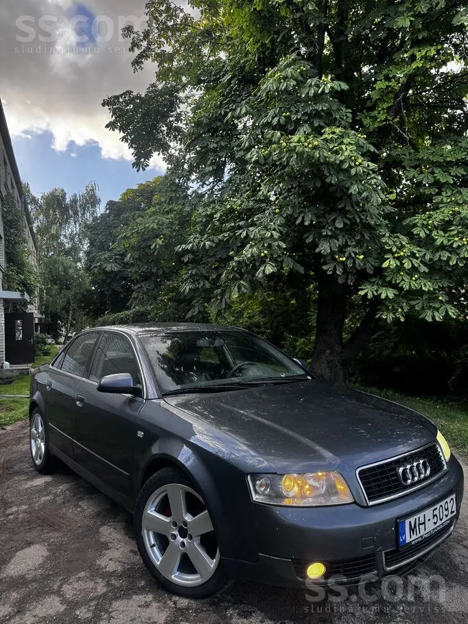 Audi A4