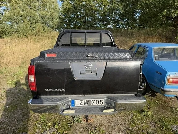Nissan Navara 2012 photo 5