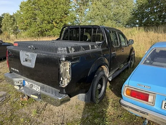 Nissan Navara 2012 photo 4