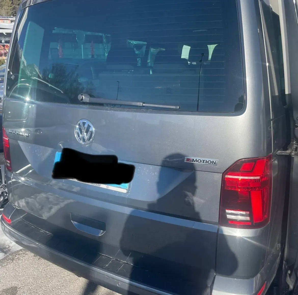 Volkswagen Multivan 2020 photo 2
