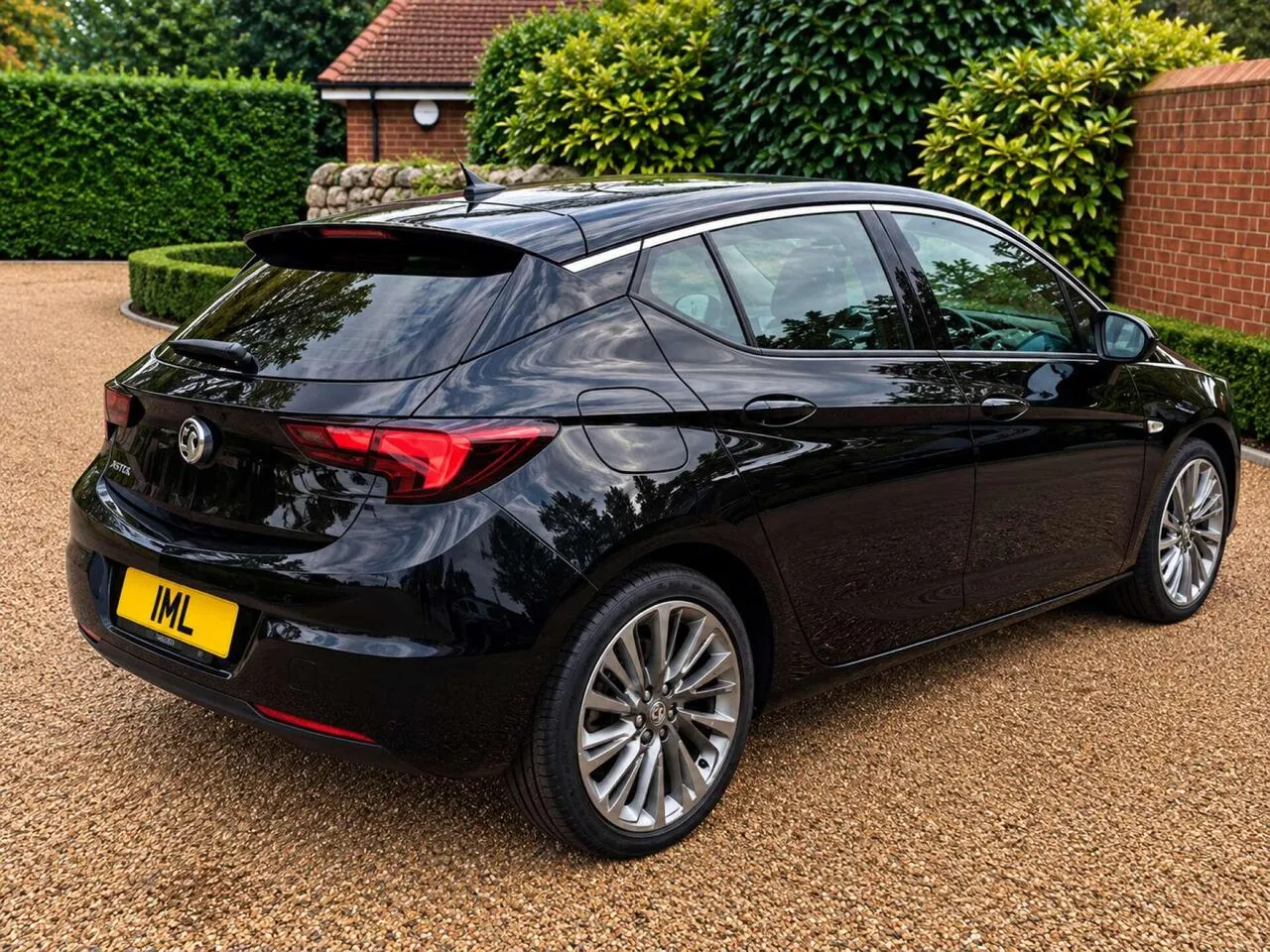 Vauxhall Astra 2019 photo 2