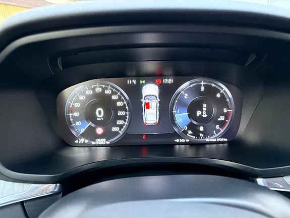 Volvo V60 Cross Country 2021 photo 5