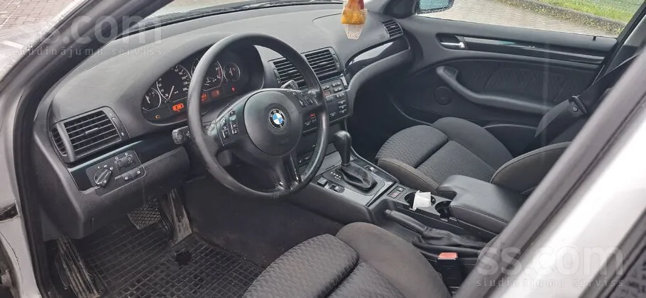 BMW 325 2001 photo 5