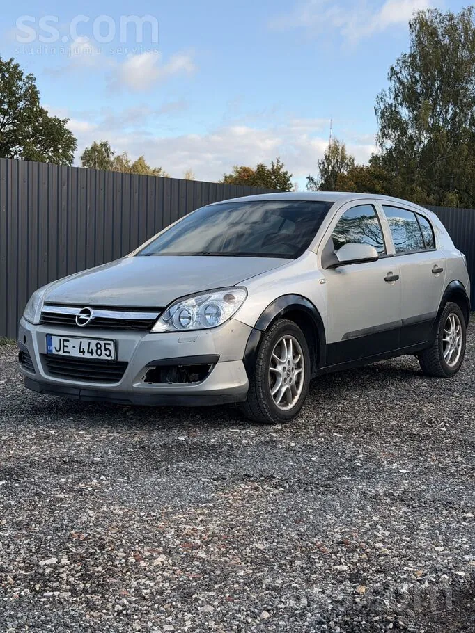Opel Astra 2006 photo 2