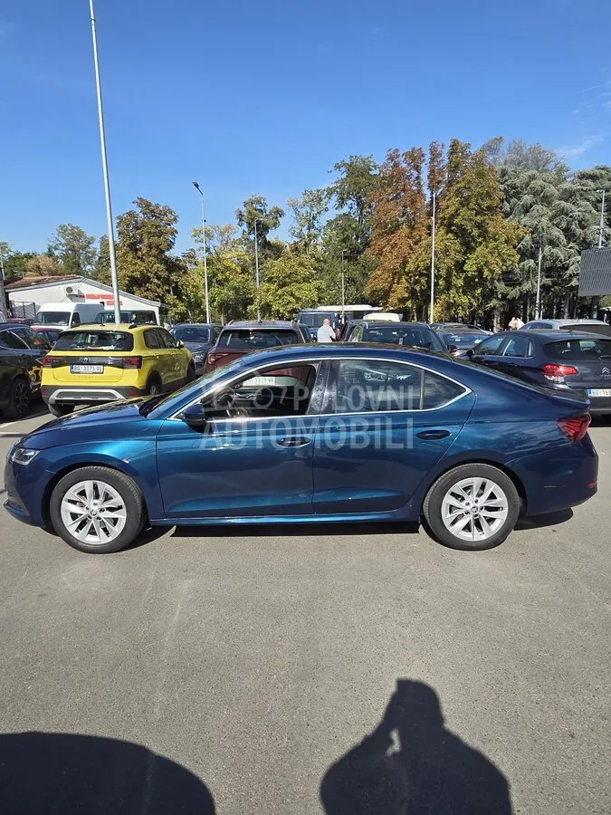 Skoda Octavia 2022 photo 2