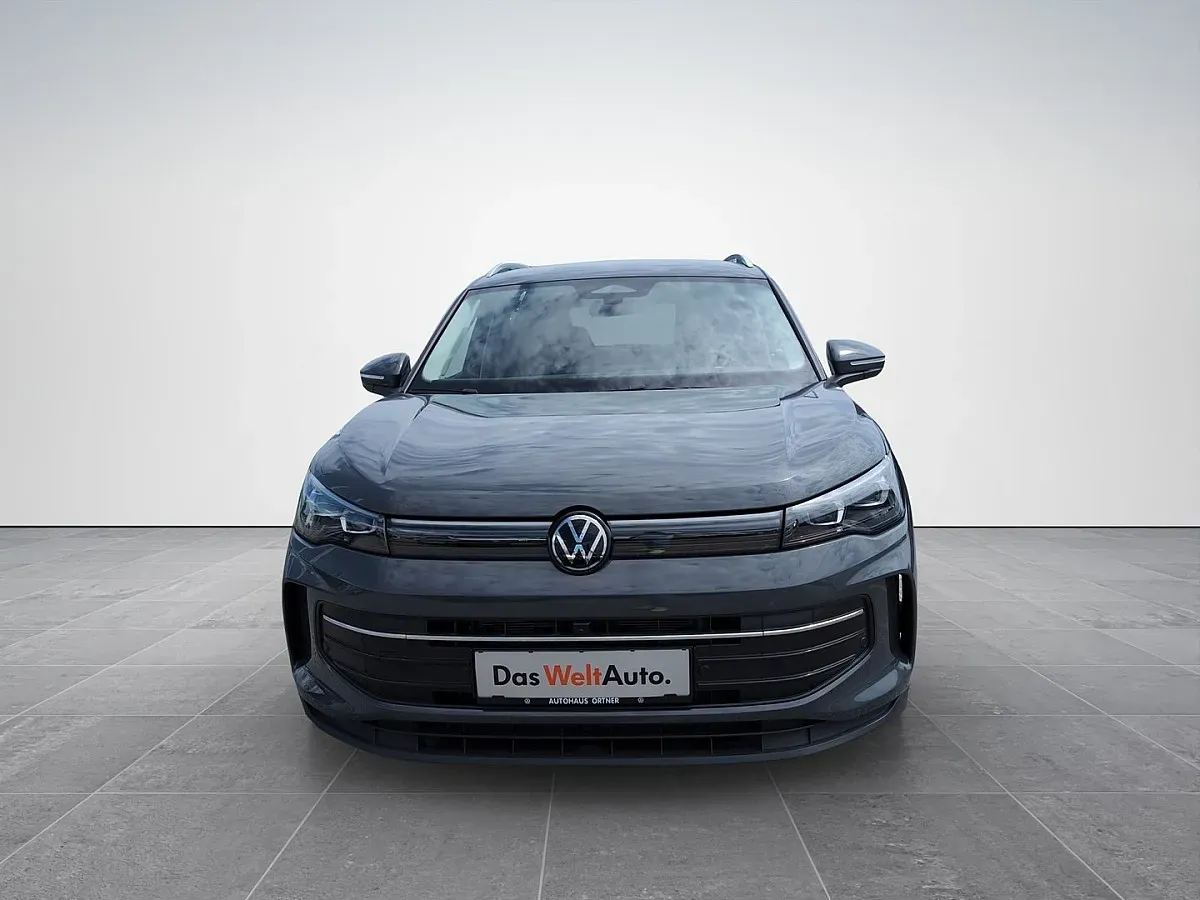 Volkswagen Tiguan 2025 photo 2