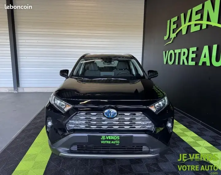 Toyota Rav4 2025 photo 2