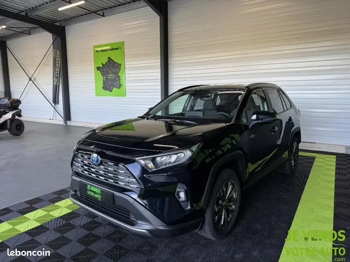 Toyota Rav4 2025 photo 3