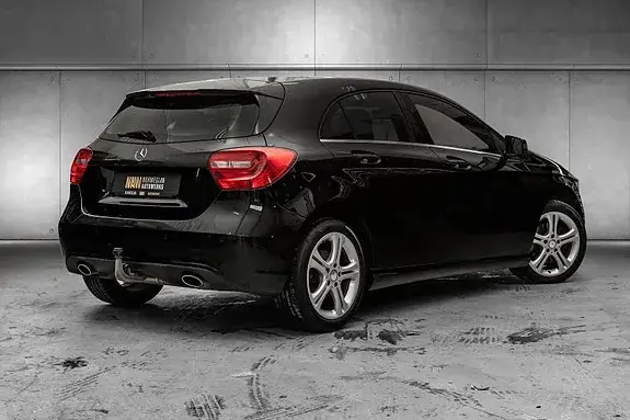 Mercedes-Benz A 180 2014 photo 3
