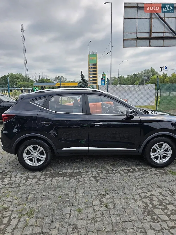 MG Zs Ev 2020 photo 2