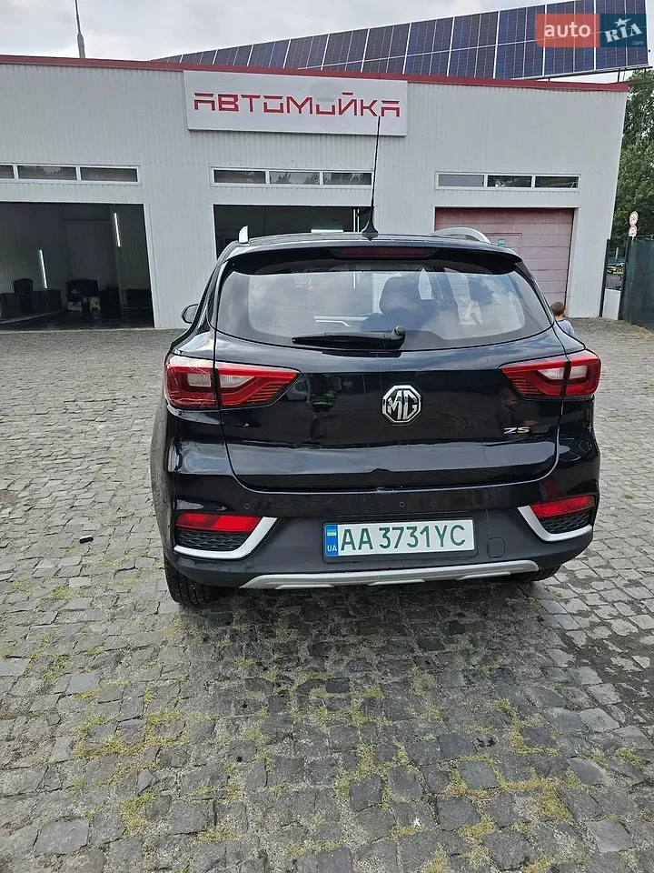 MG Zs Ev 2020 photo 4