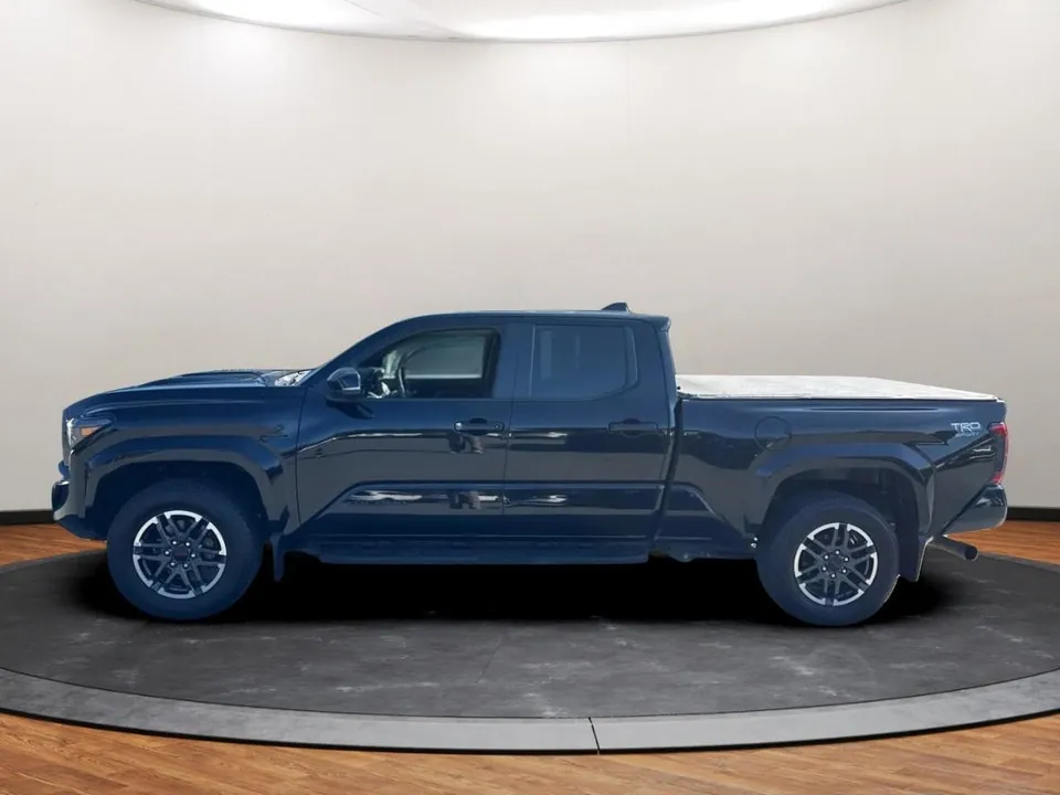 Toyota Tacoma 2024 photo 2