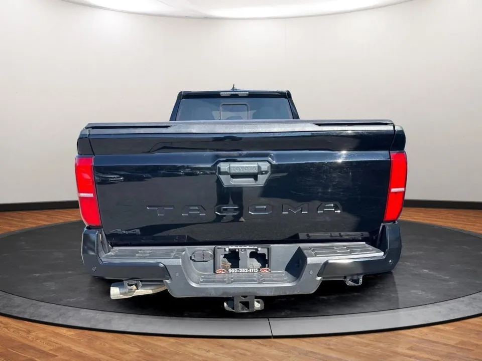 Toyota Tacoma 2024 photo 4