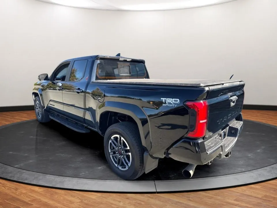 Toyota Tacoma 2024 photo 3