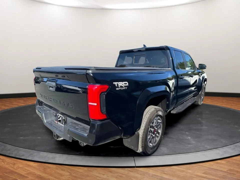 Toyota Tacoma 2024 photo 5