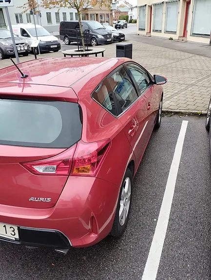 Toyota Auris 2013 photo 4
