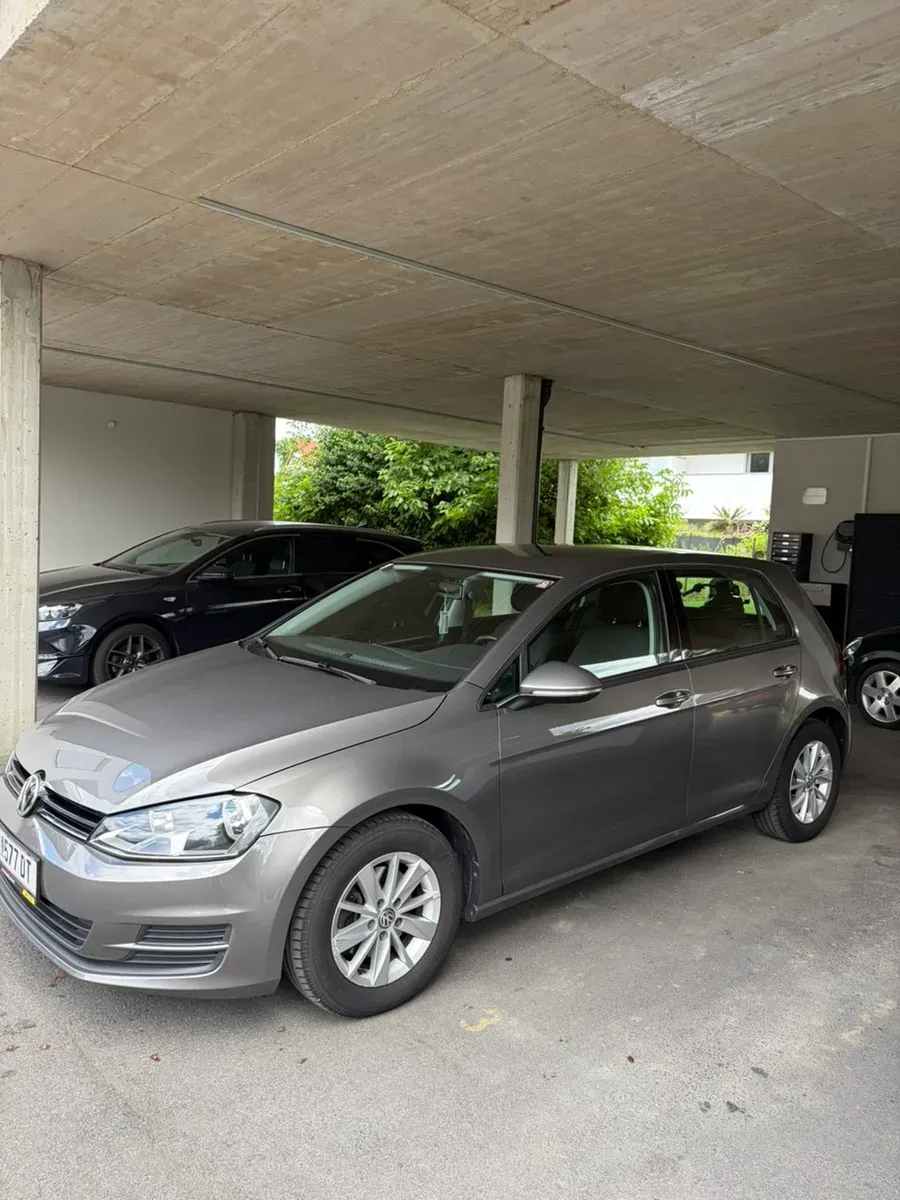 Volkswagen Golf 2013 photo 2
