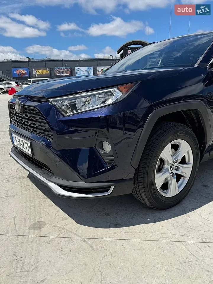 Toyota Rav4 2018 photo 2