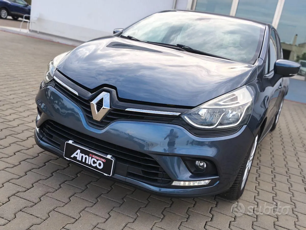 Renault Clio 2017 photo 2