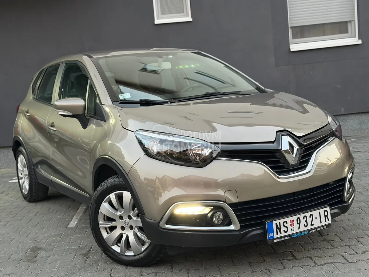 Renault Captur 2013 photo 2
