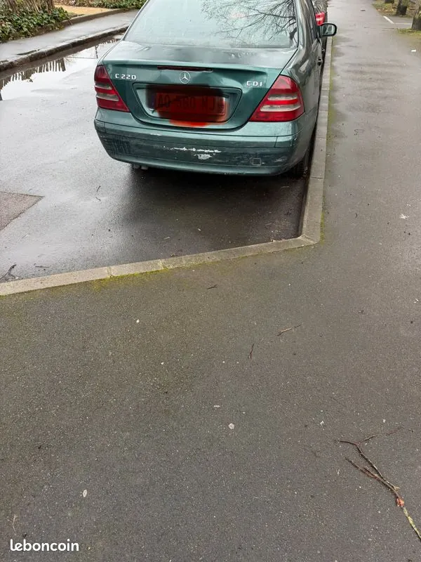 Mercedes-Benz C-Class 2000 photo 2