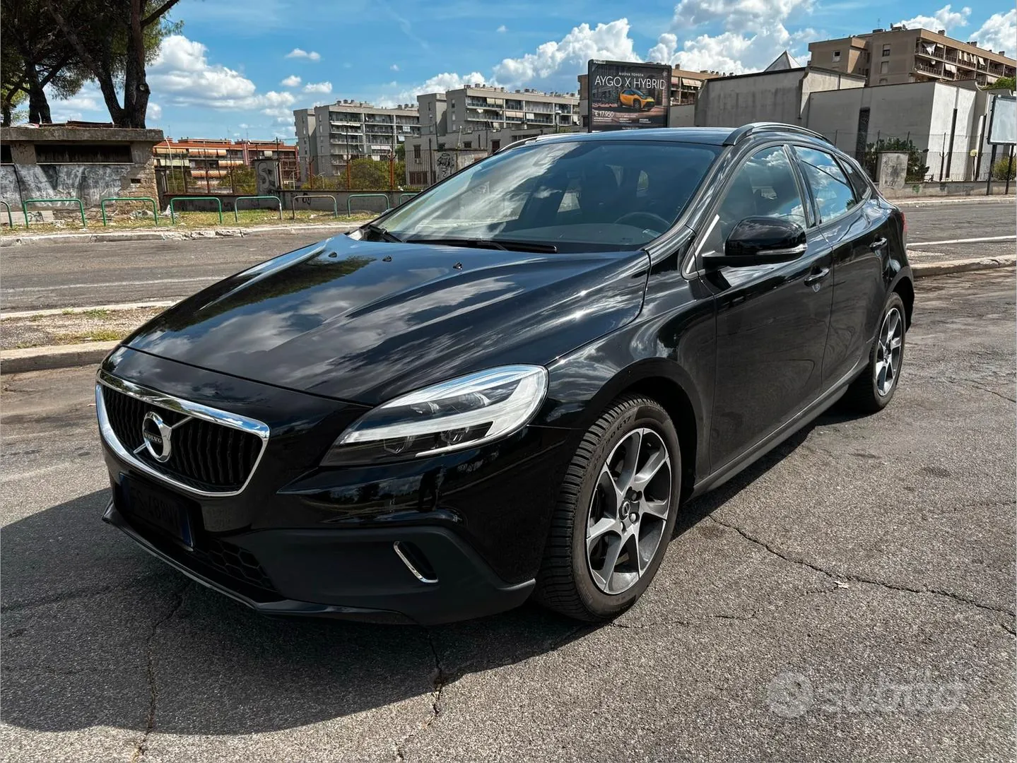 Volvo V40