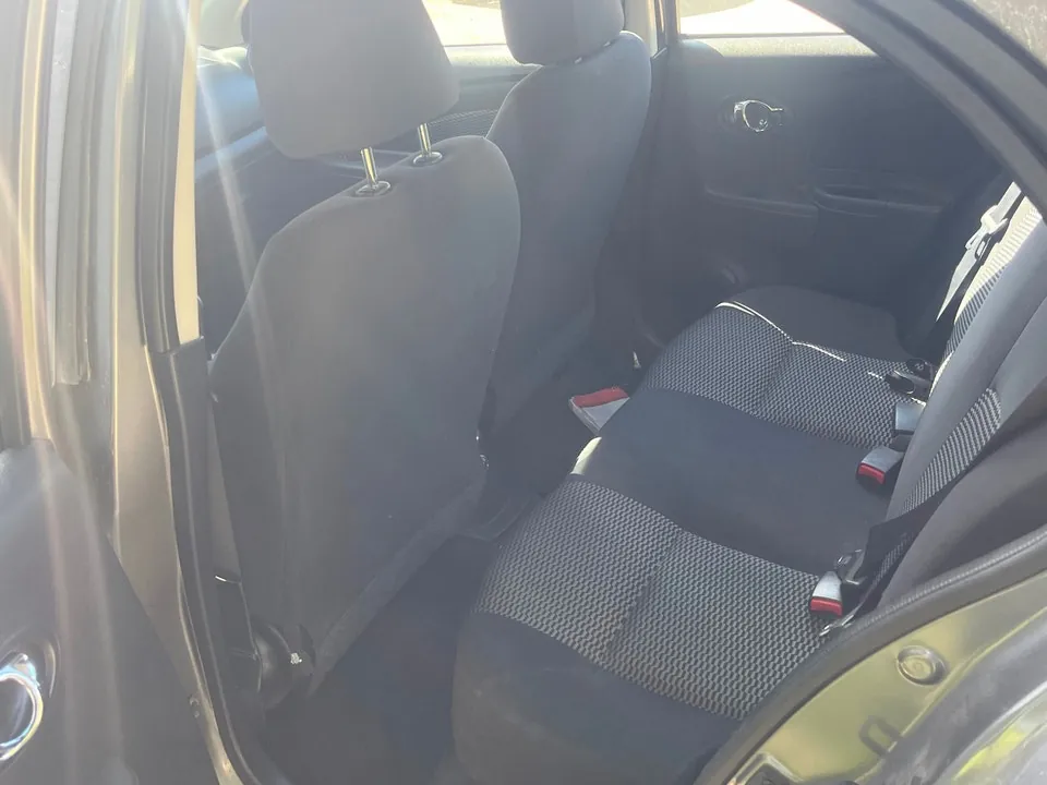 Nissan Micra 2016 photo 5