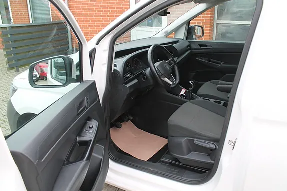 Volkswagen Caddy 2021 photo 5