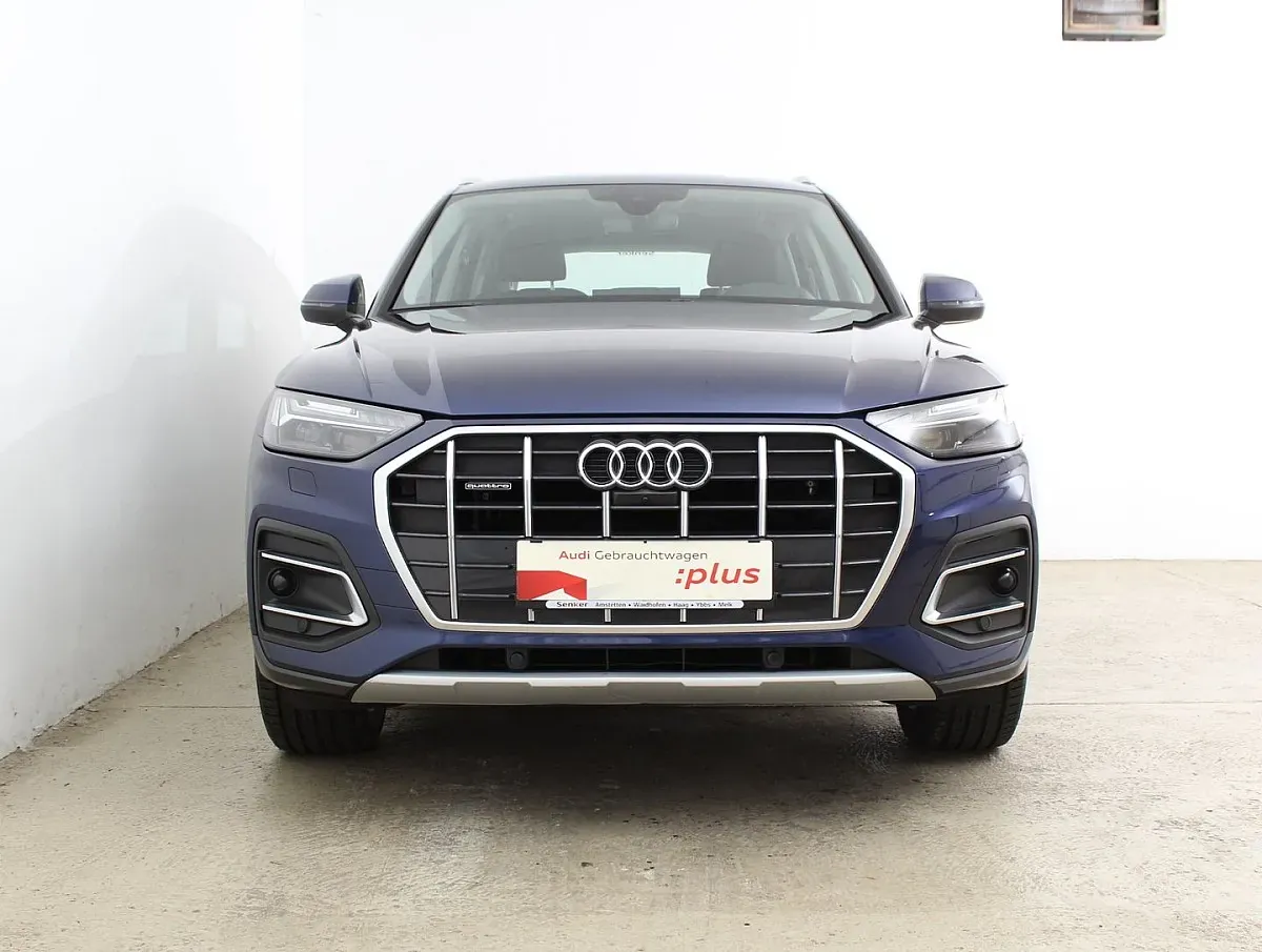 Audi Q5 2024 photo 2