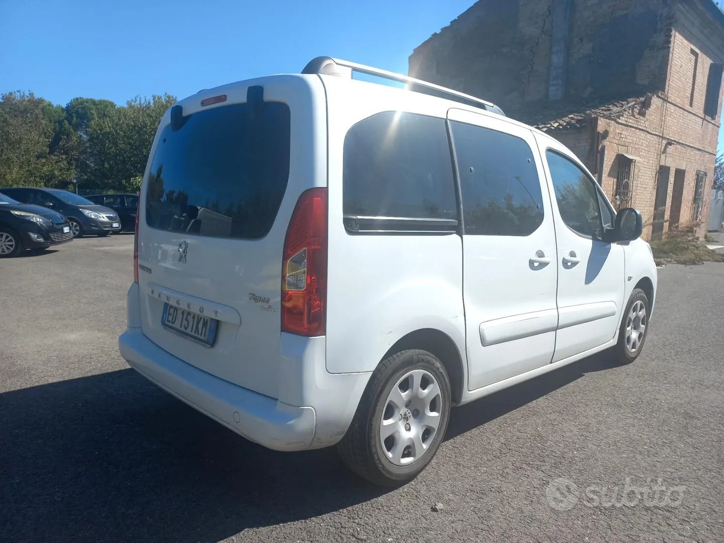 Peugeot Partner 2010 photo 5