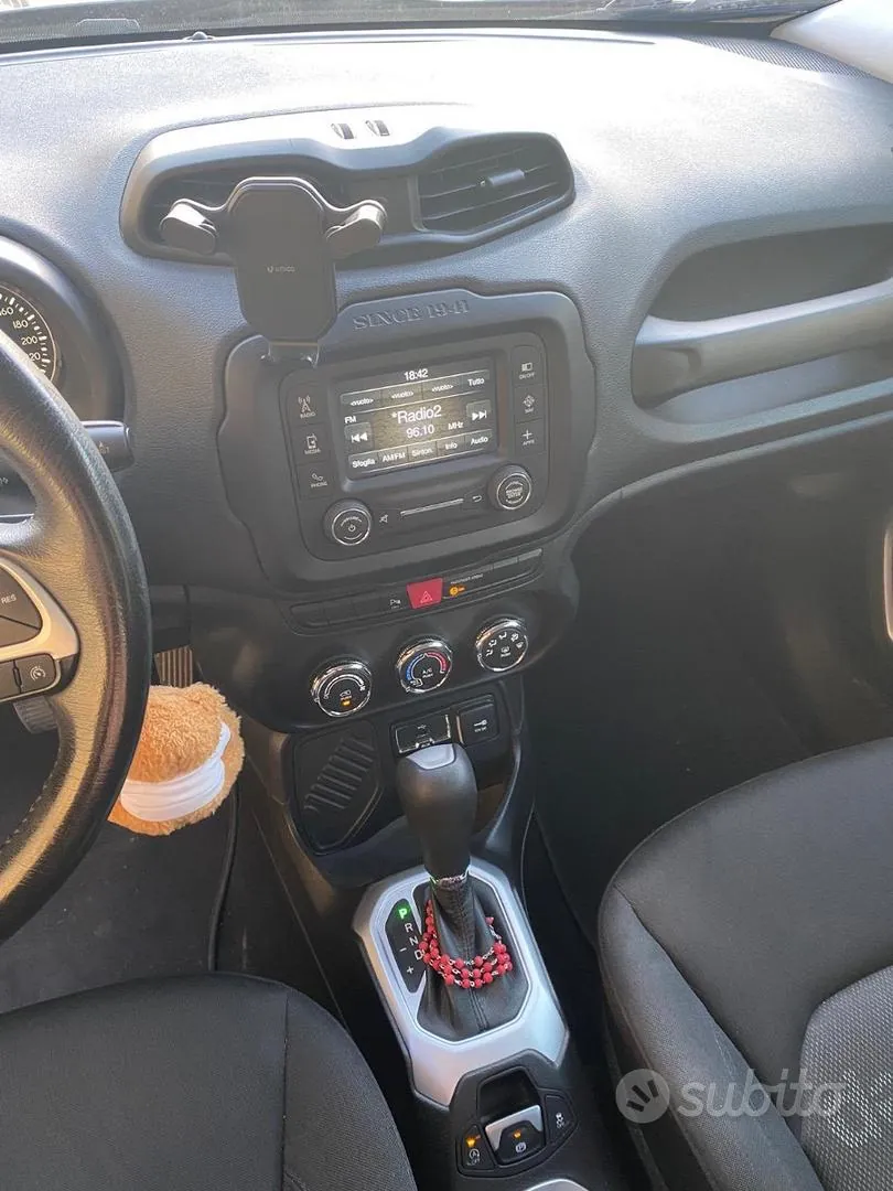 Jeep Renegade 2017 photo 4