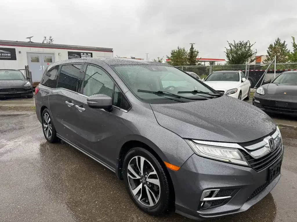 Honda Odyssey 2018 photo 3