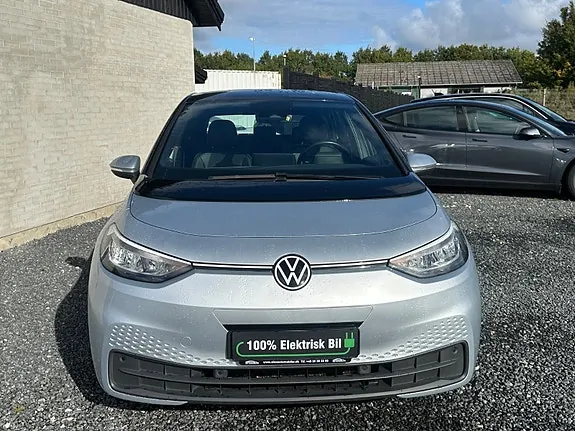 Volkswagen Id.3 2022 photo 2