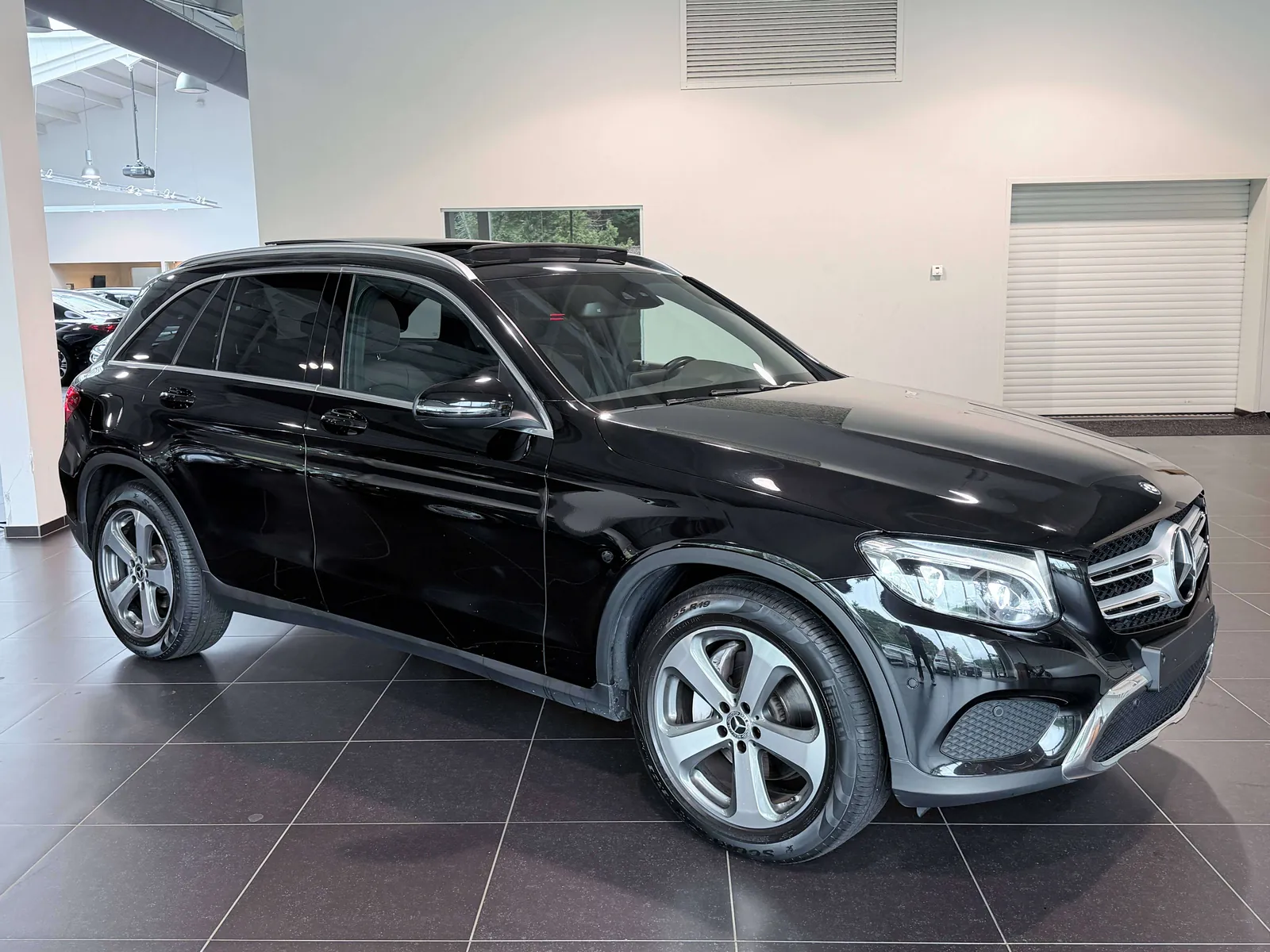 Mercedes-Benz Glc 2017 photo 2