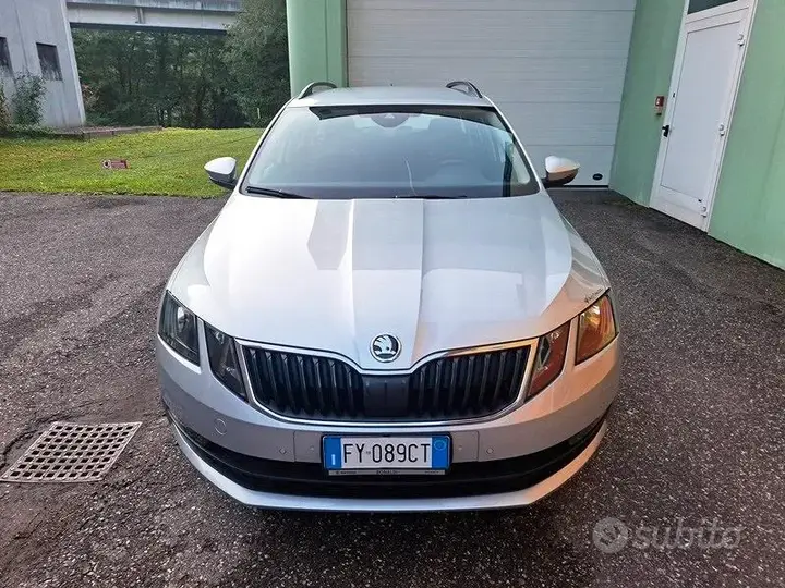 Skoda Octavia 2019 photo 2