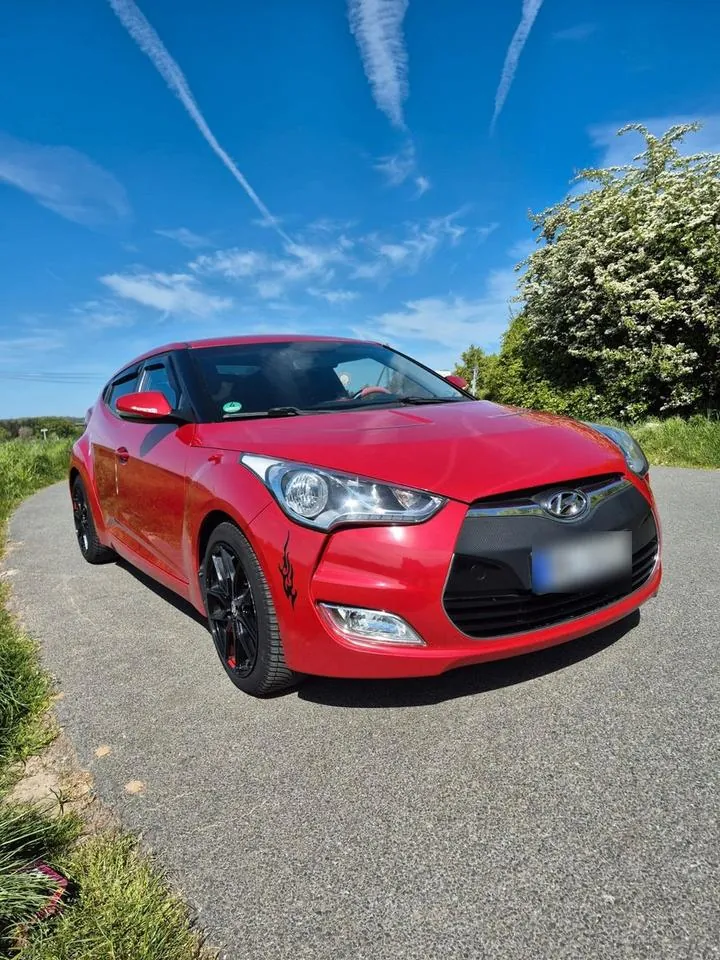 Hyundai Veloster